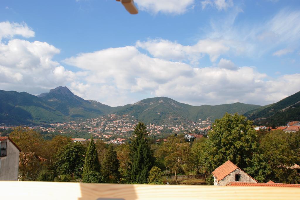 B&B Beata Solitudo アジェーロラ 部屋 写真